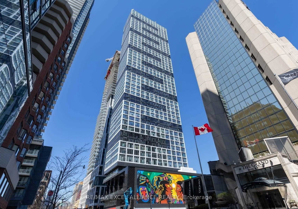 181-dundas-street-e-toronto-ontario-c12430233