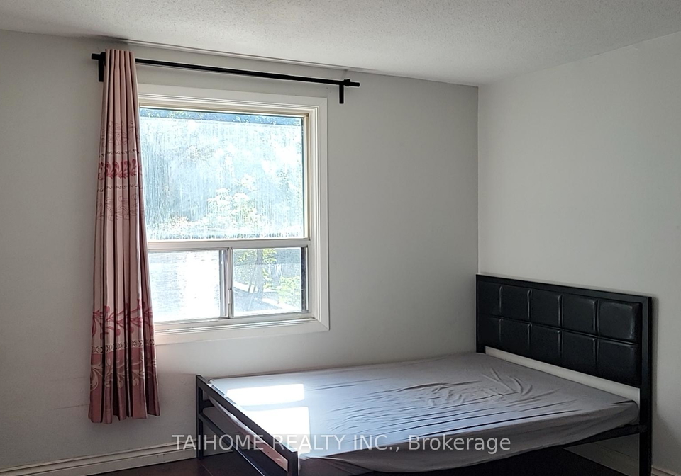 59-oxford-street-toronto-ontario-c12430240