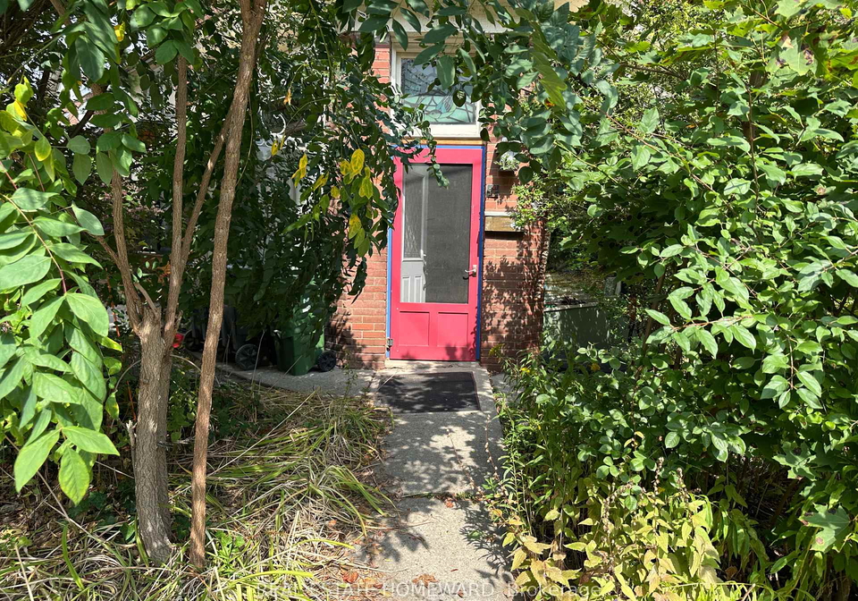 393-christie-street-toronto-ontario-c12430438