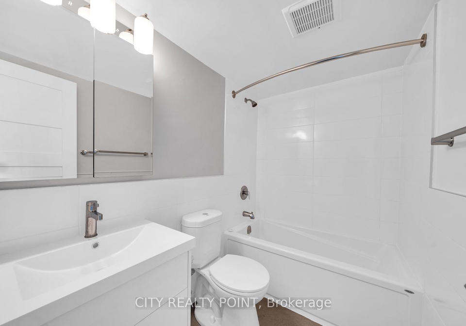 33-isabella-street-toronto-ontario-c12430455