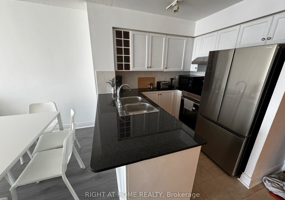 210-victoria-street-toronto-ontario-c12430471