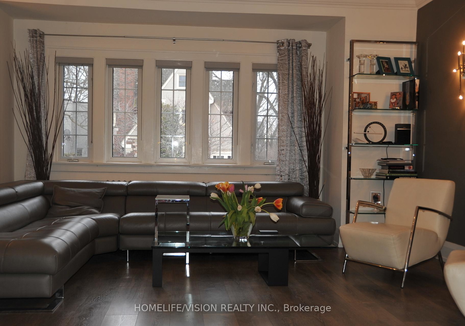 6-douglas-crescent-n-east-york-ontario-c12430519