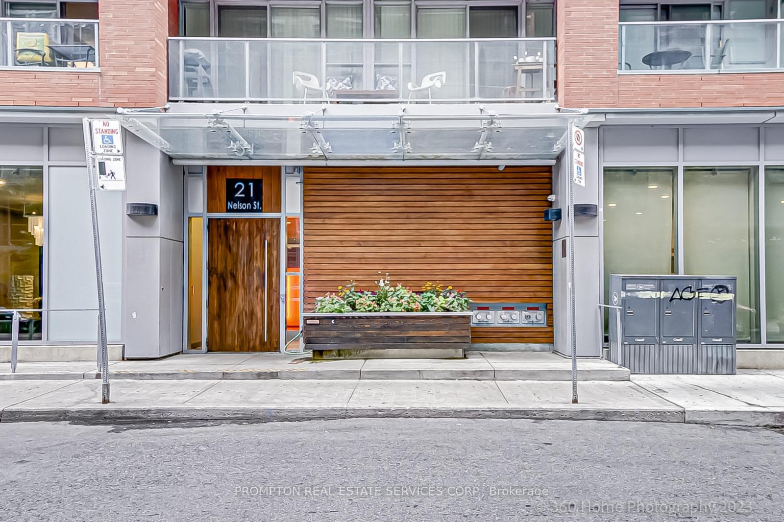 21-nelson-street-toronto-ontario-c12430522