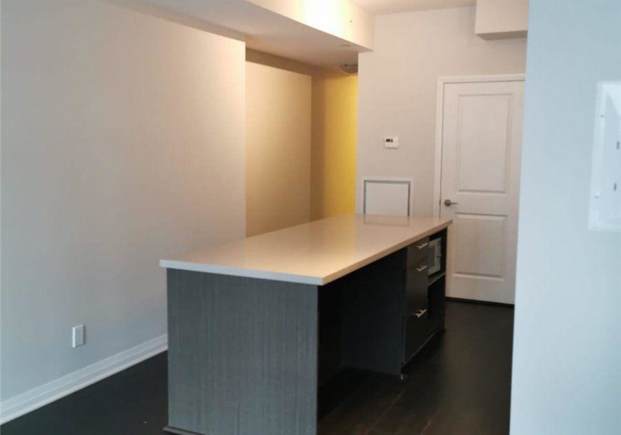 8-mercer-street-toronto-ontario-c12430646