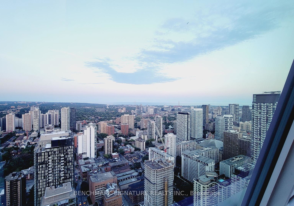 8-wellesley-street-w-toronto-ontario-c12430882