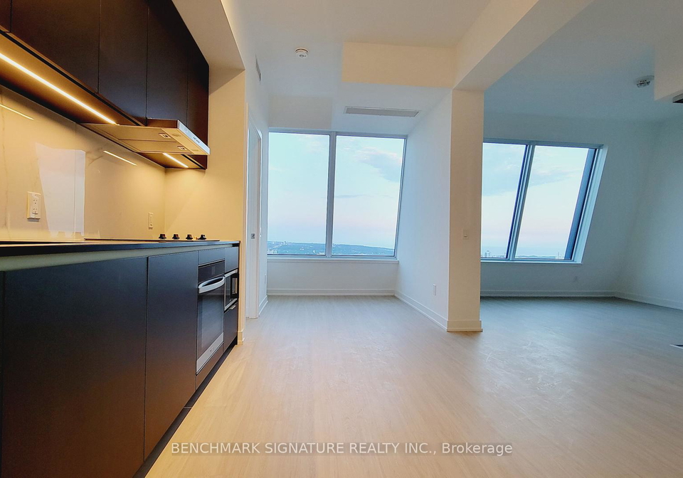 8-wellesley-street-w-toronto-ontario-c12430882