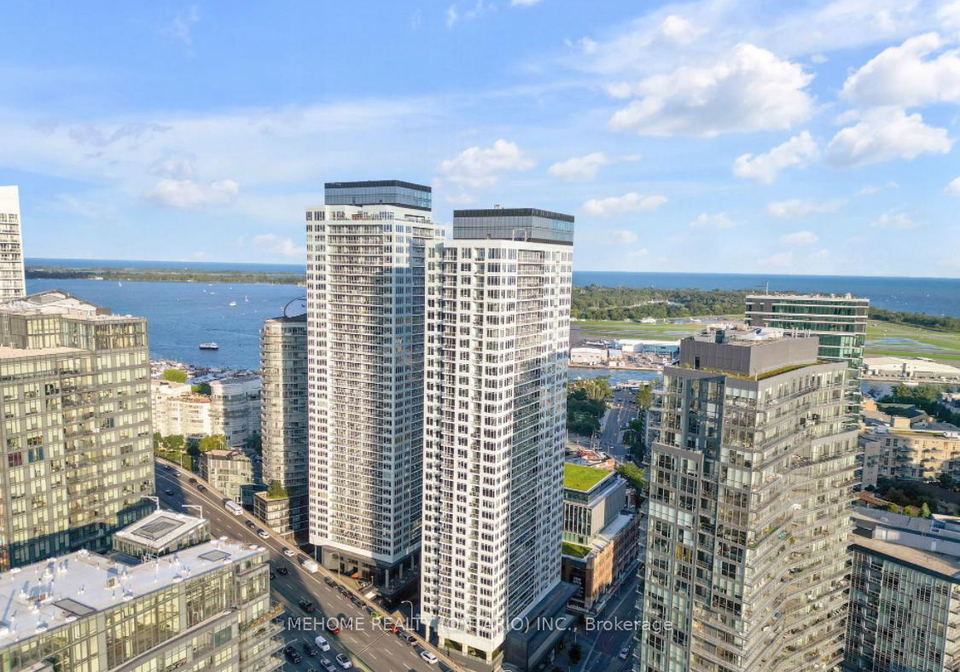 19-bathurst-street-toronto-ontario-c12430942