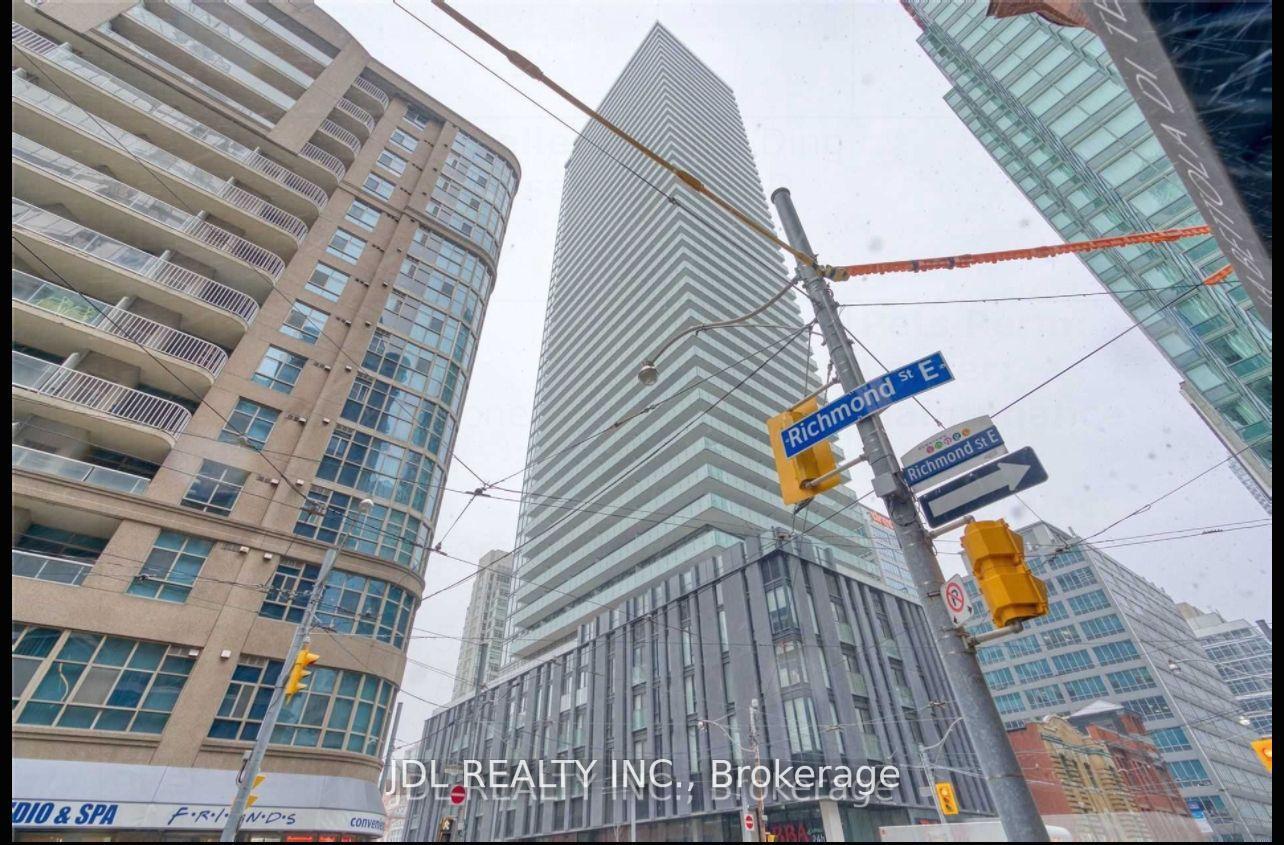 25-richmond-street-e-toronto-ontario-c12431451