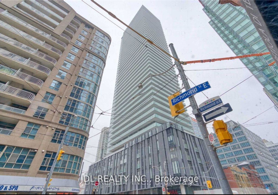 25-richmond-street-e-toronto-ontario-c12431451