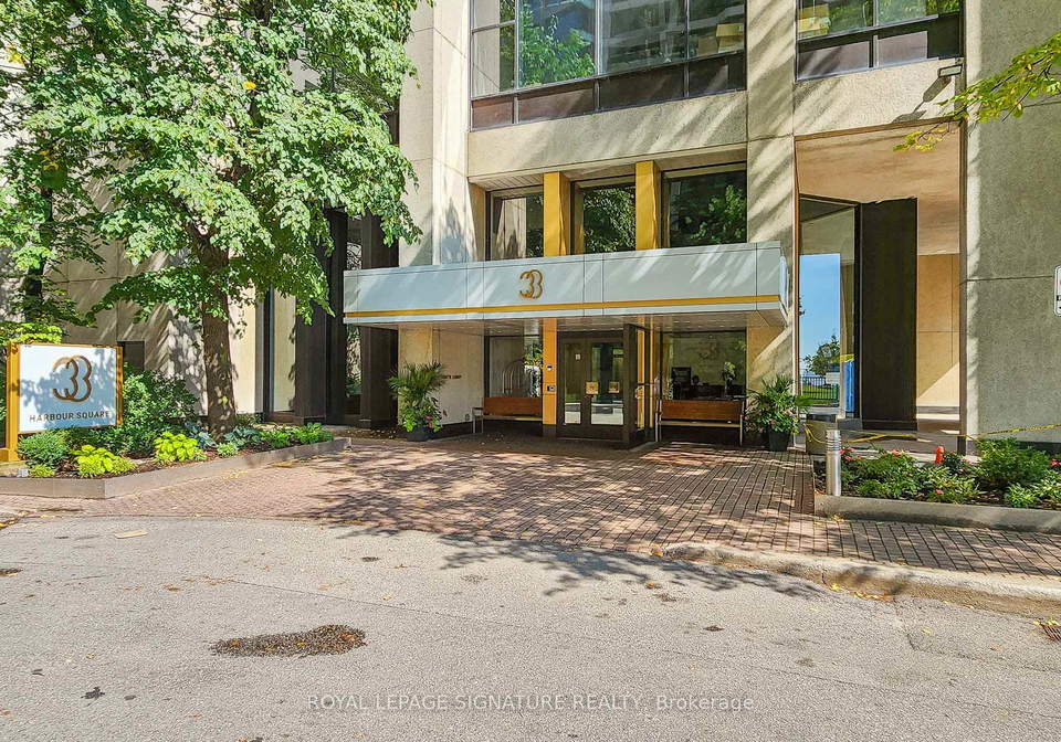 33-harbour-square-toronto-ontario-c12431461