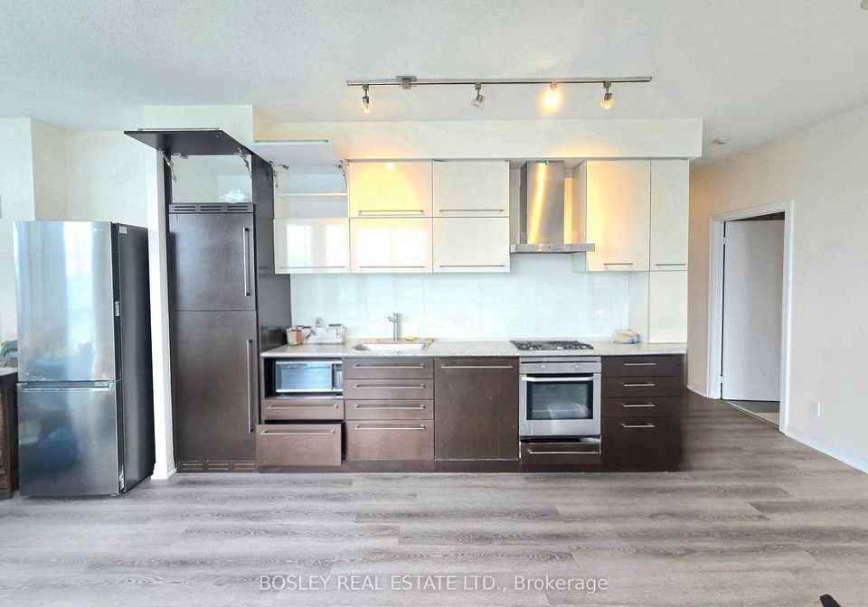 770-bay-st-street-toronto-ontario-c12431626