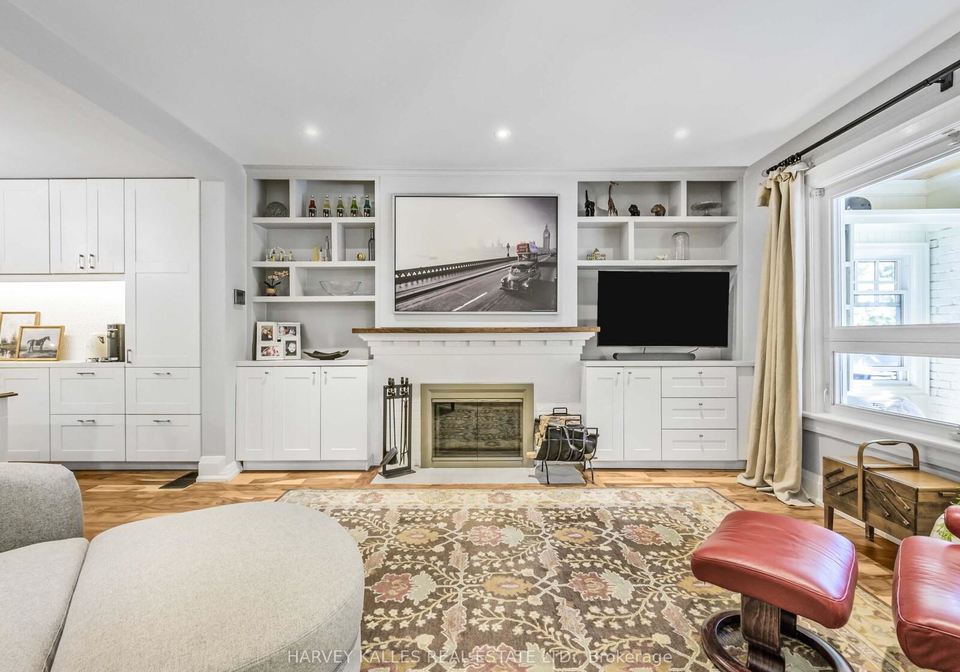 116-pinewood-avenue-toronto-ontario-c12431636