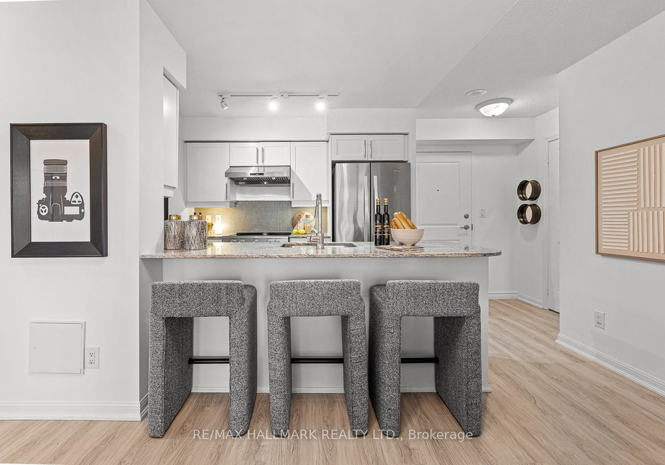 35-bastion-street-toronto-ontario-c12431641