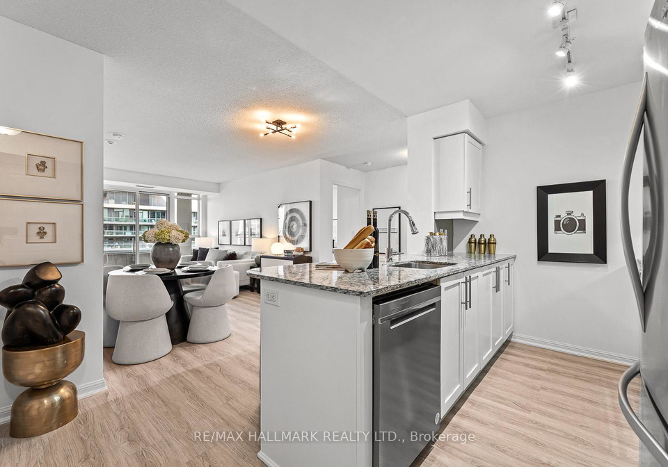 35-bastion-street-toronto-ontario-c12431641