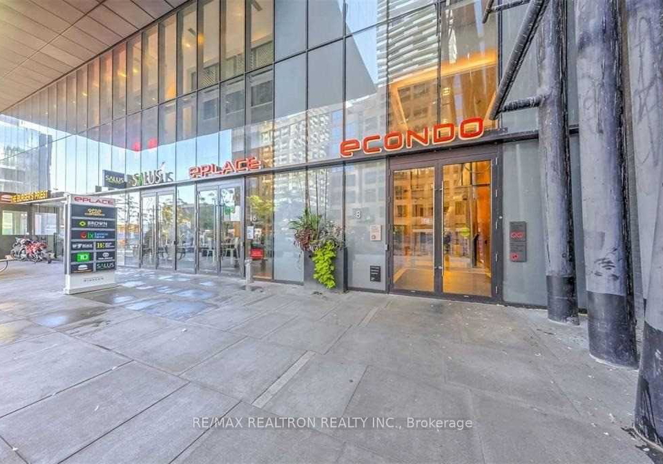 8-eglinton-avenue-e-toronto-ontario-c12431774