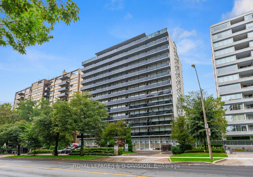 494-avenue-road-toronto-ontario-c12431844