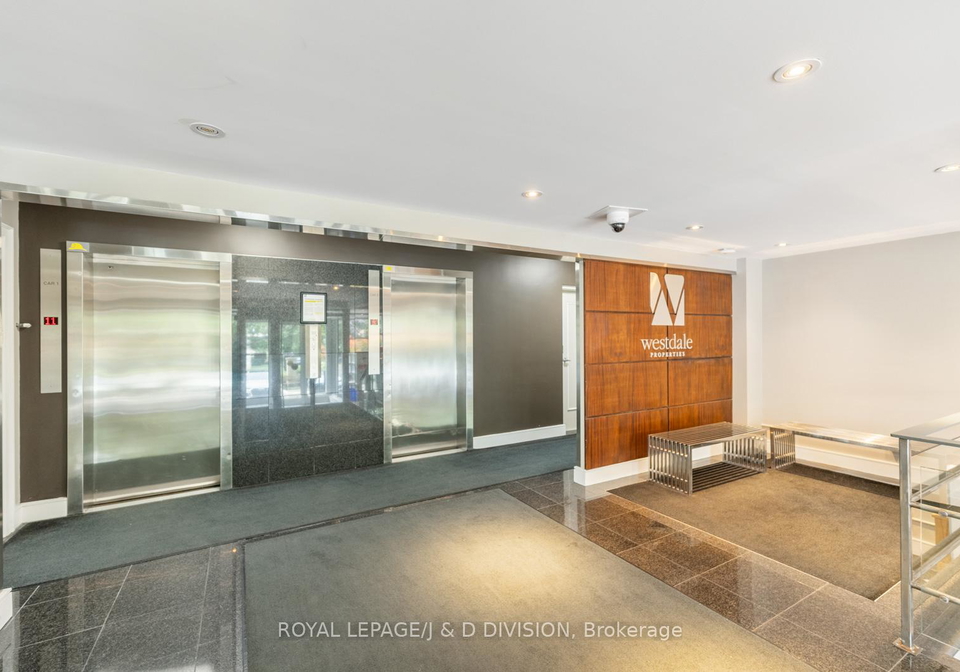 494-avenue-road-toronto-ontario-c12431844