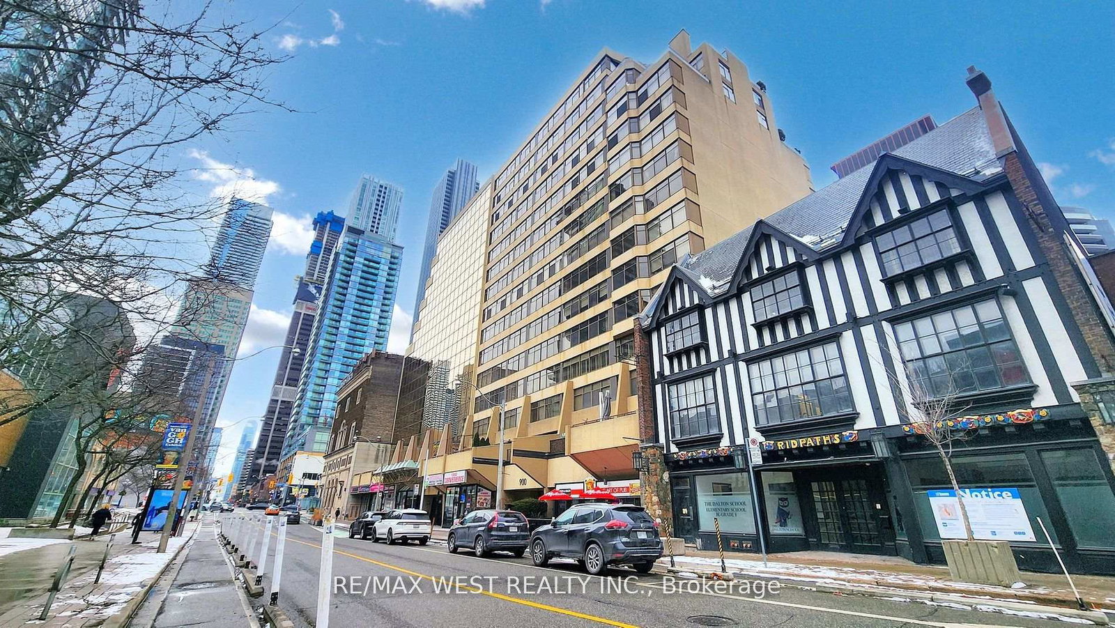 900-yonge-street-toronto-ontario-c12432473