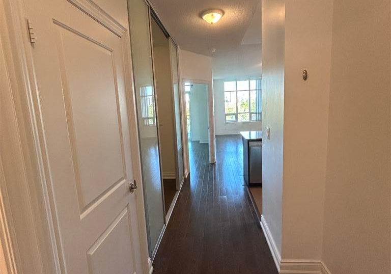 10-bloorview-place-north-york-ontario-c12432485
