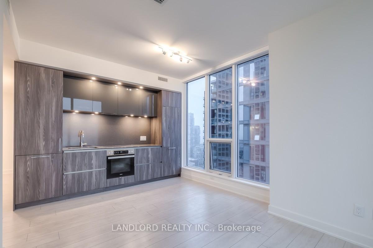 35-mercer-street-toronto-ontario-c12432555