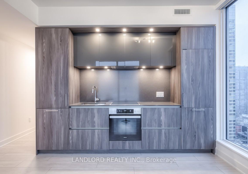 35-mercer-street-toronto-ontario-c12432555