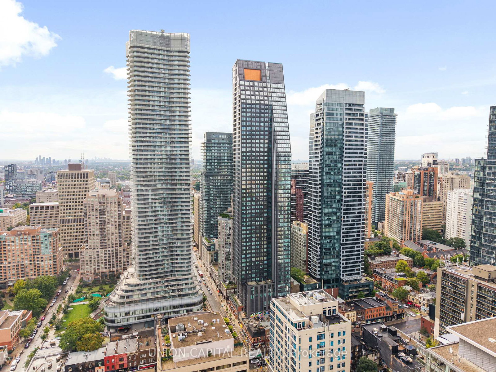 8-wellesley-st-w-street-toronto-ontario-c12432558