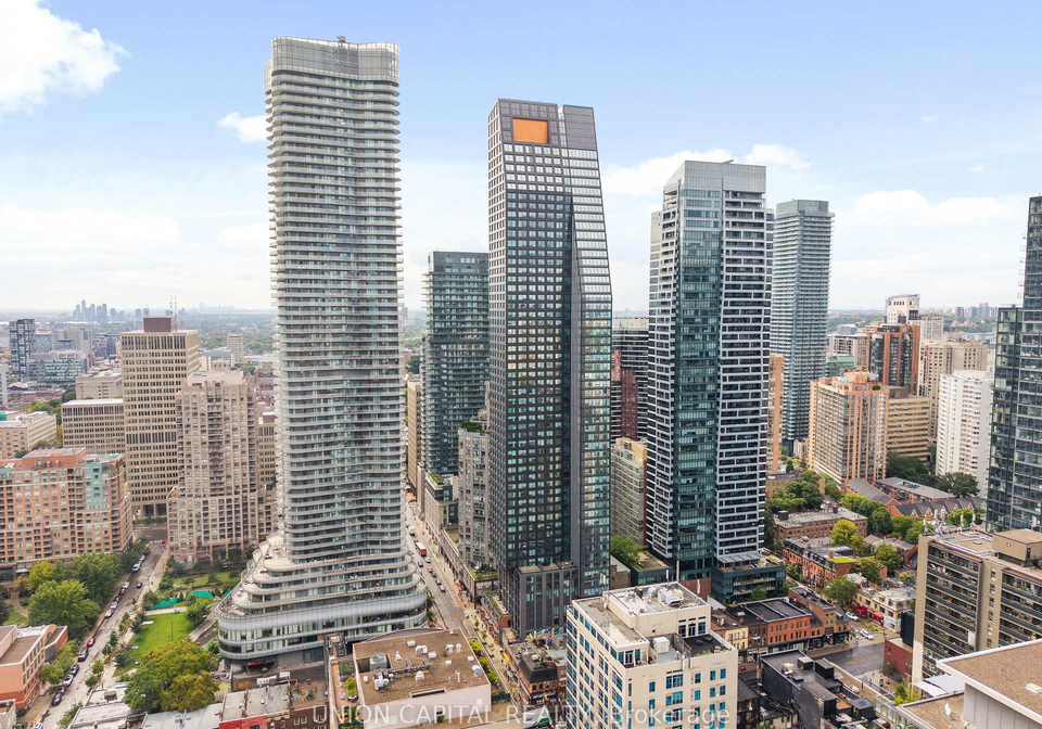 8-wellesley-st-w-street-toronto-ontario-c12432558