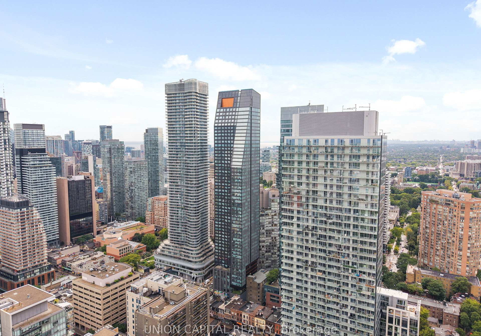 8-wellesley-st-w-street-toronto-ontario-c12432558