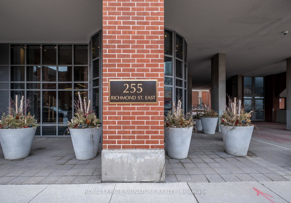 255-richmond-street-e-toronto-ontario-c12432714