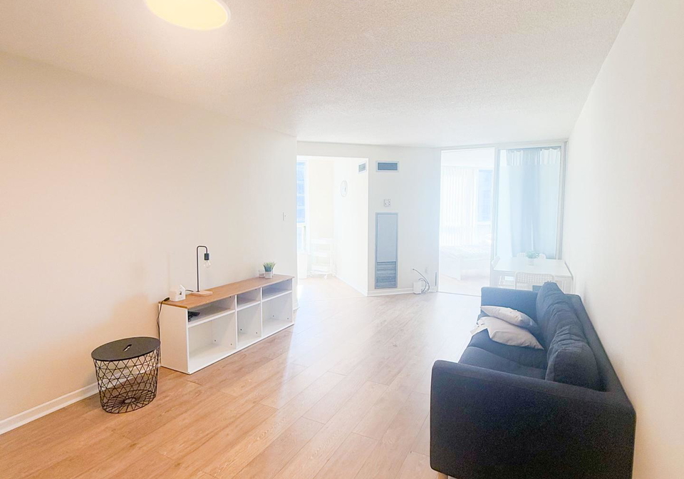 44-st-joseph-street-toronto-ontario-c12432726