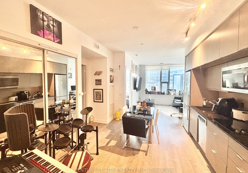 10-york-street-toronto-ontario-c12432894