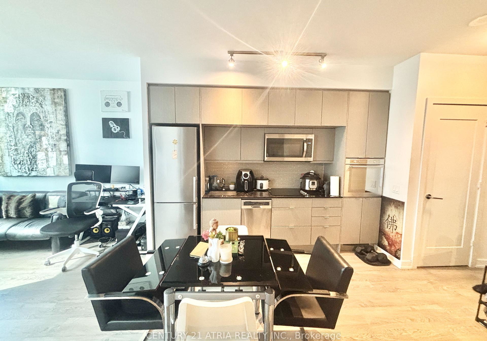 10-york-street-toronto-ontario-c12432894