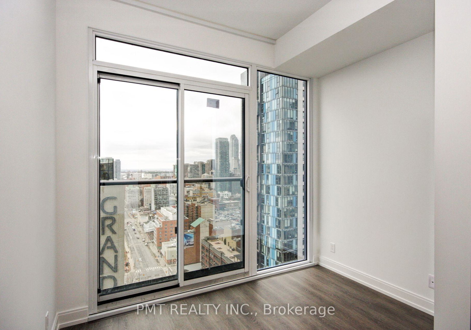 181-dundas-street-e-toronto-ontario-c12432973