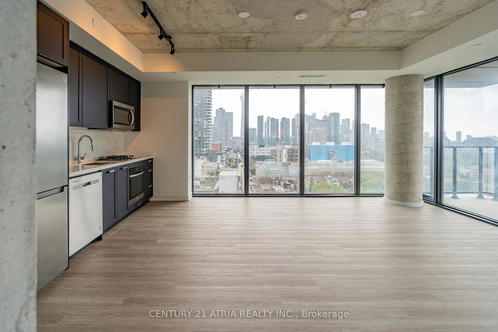 195-mccaul-street-toronto-ontario-c12433013