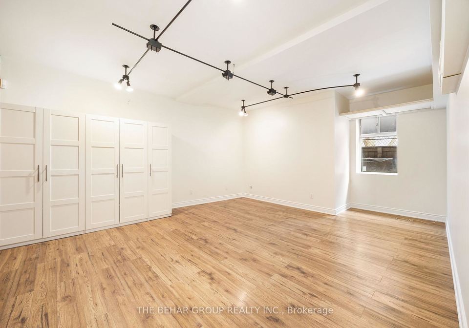 18-dupont-street-toronto-ontario-c12433046