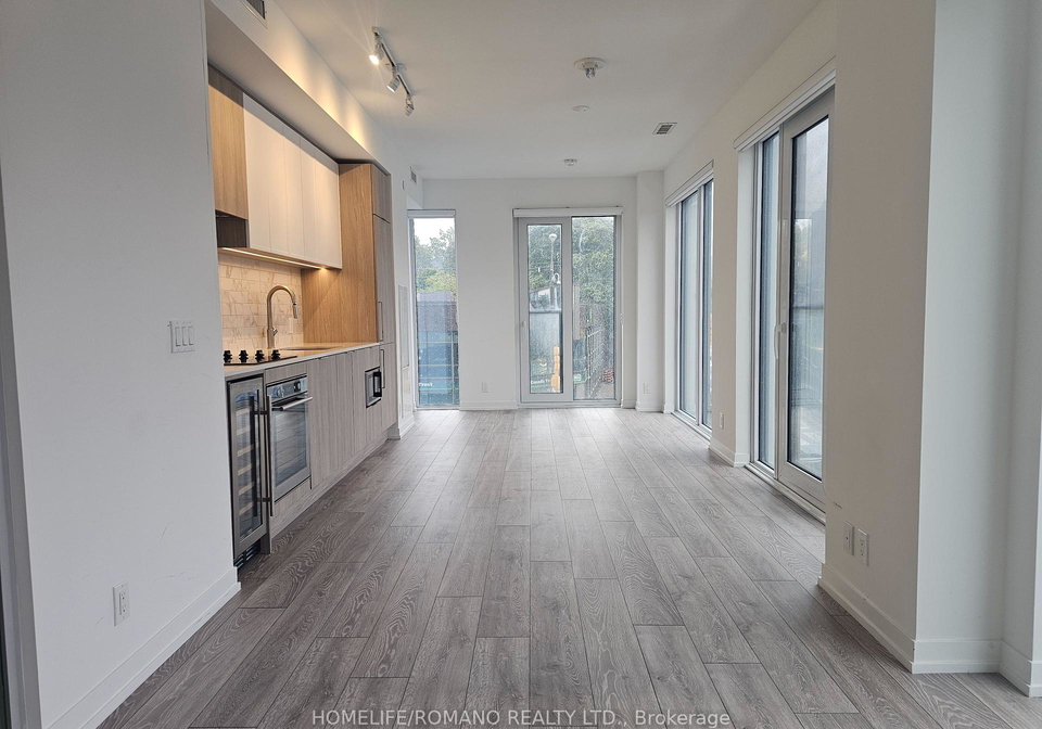 2020-bathurst-street-toronto-ontario-c12433194