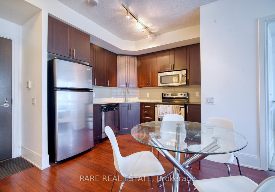 560-front-street-w-toronto-ontario-c12433200