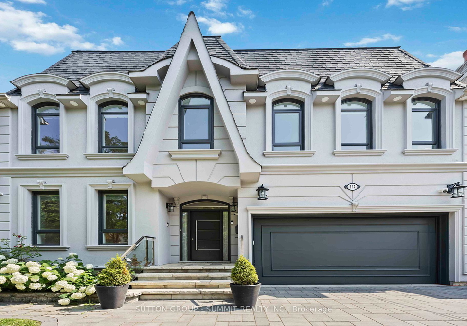 127-munro-boulevard-north-york-ontario-c12433359