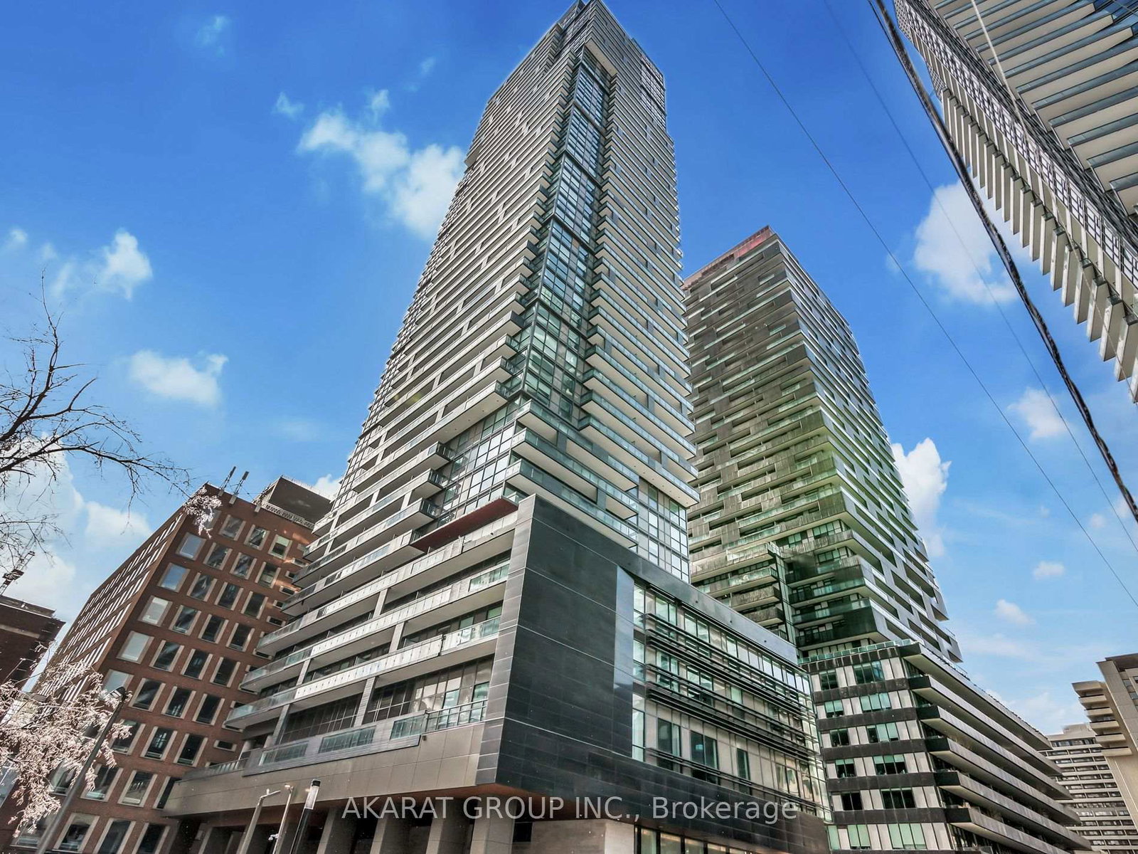 39-roehampton-avenue-toronto-ontario-c12433537