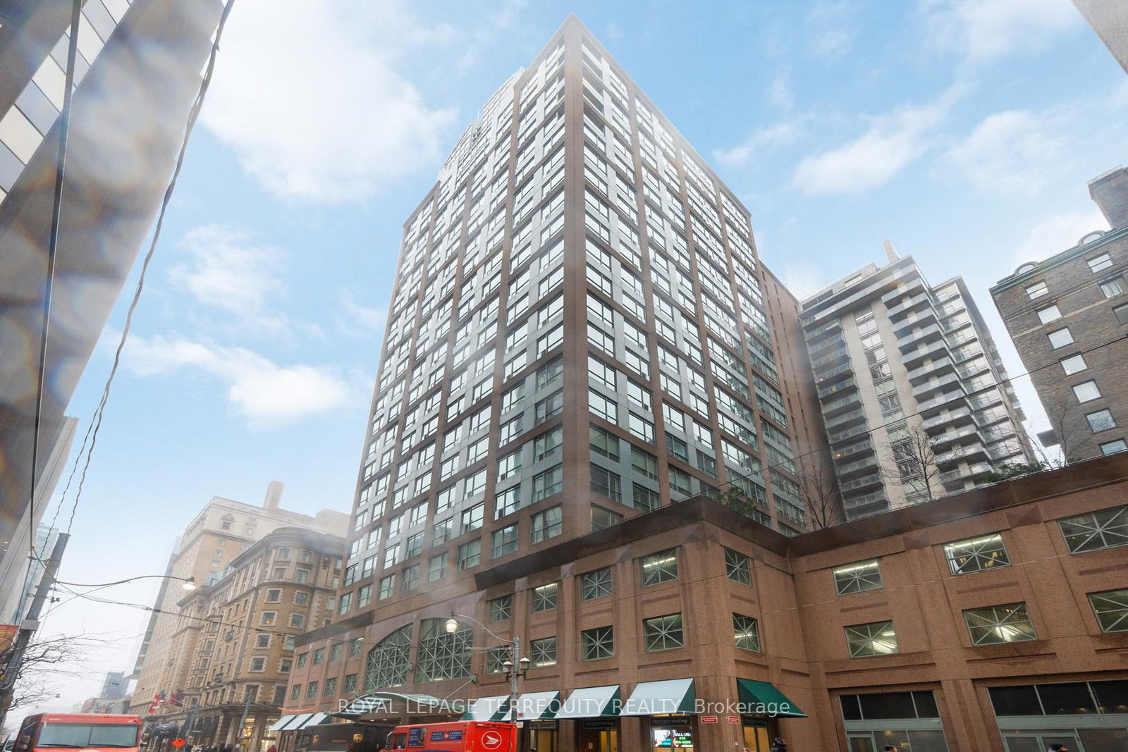 7-king-street-e-toronto-ontario-c12433837