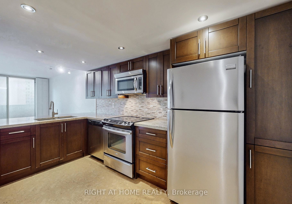 60-homewood-avenue-toronto-ontario-c12433851