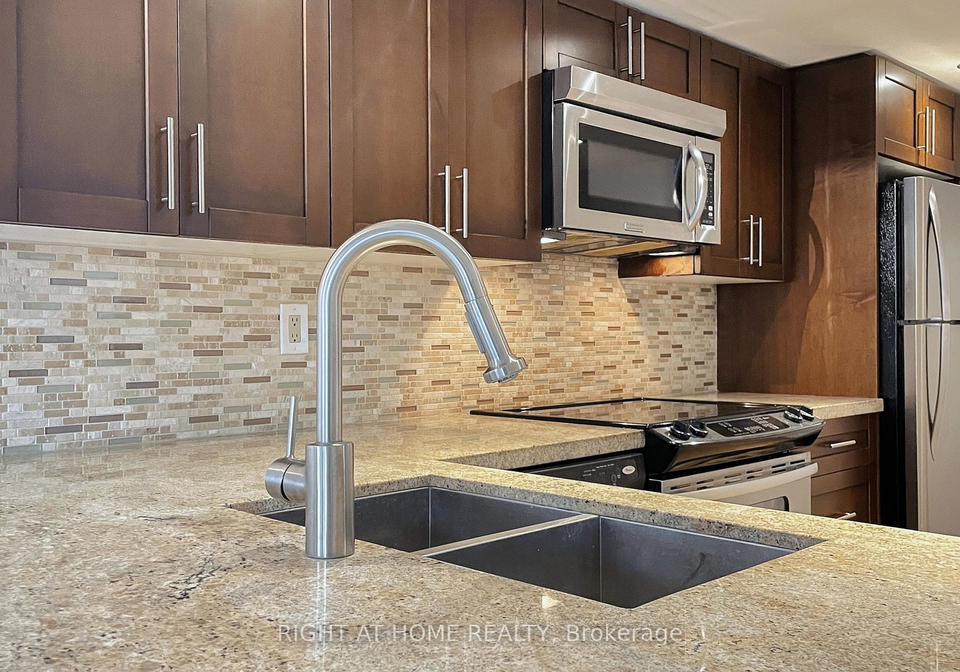60-homewood-avenue-toronto-ontario-c12433851