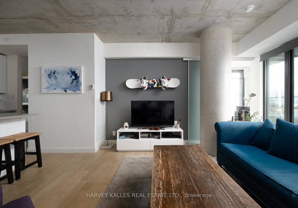 111-bathurst-street-toronto-ontario-c12434176