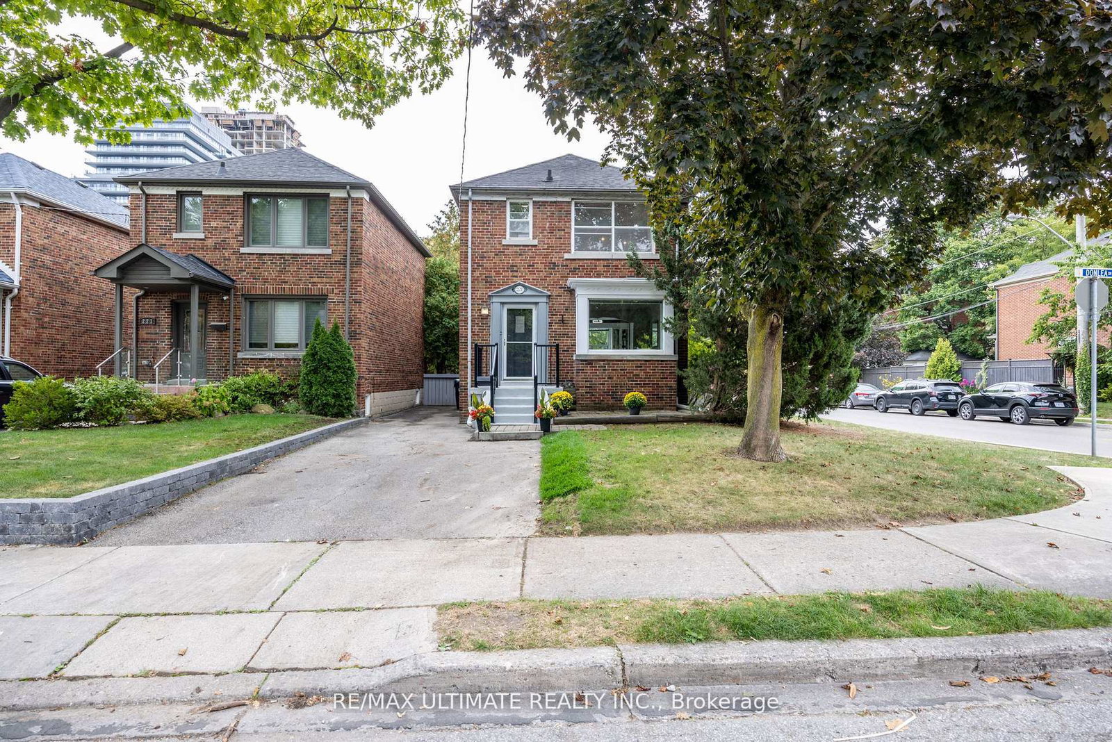 221-donlea-drive-east-york-ontario-c12434356