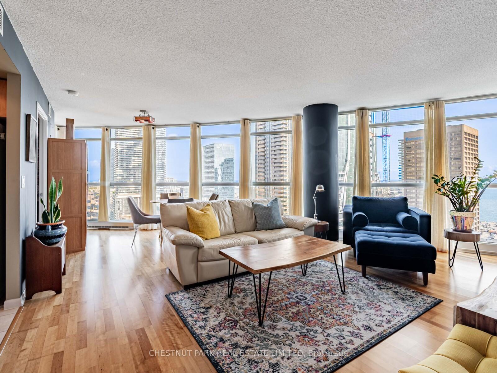 18-yonge-street-toronto-ontario-c12434529