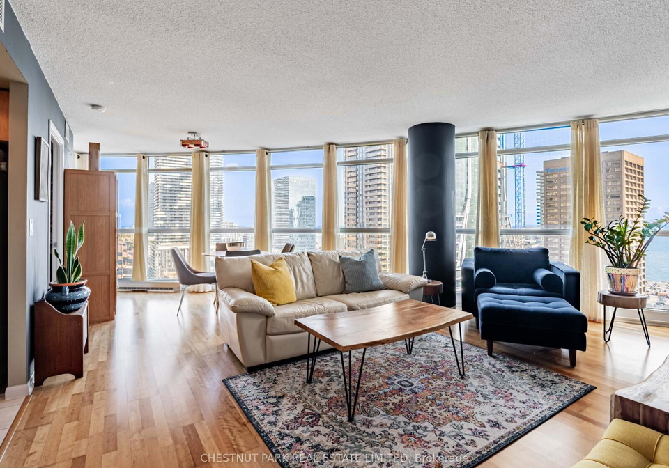 18-yonge-street-toronto-ontario-c12434529