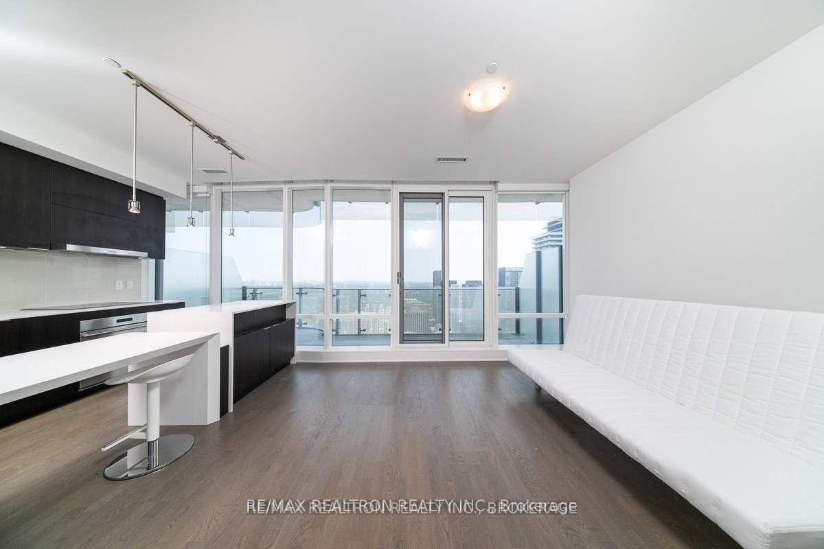 1-bloor-street-e-toronto-ontario-c12434537
