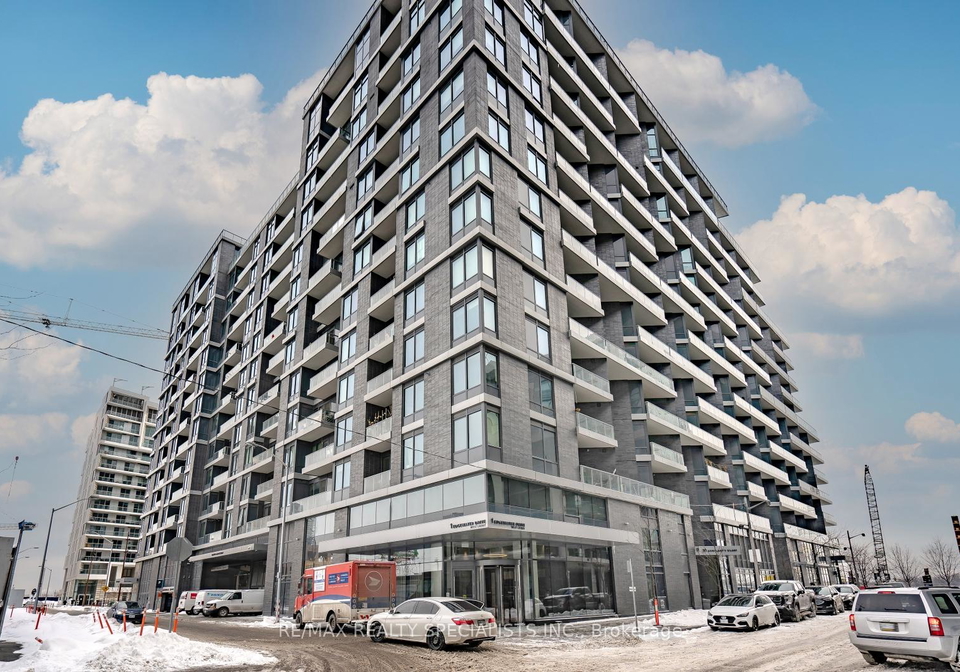 1-edgewater-drive-toronto-ontario-c12435235