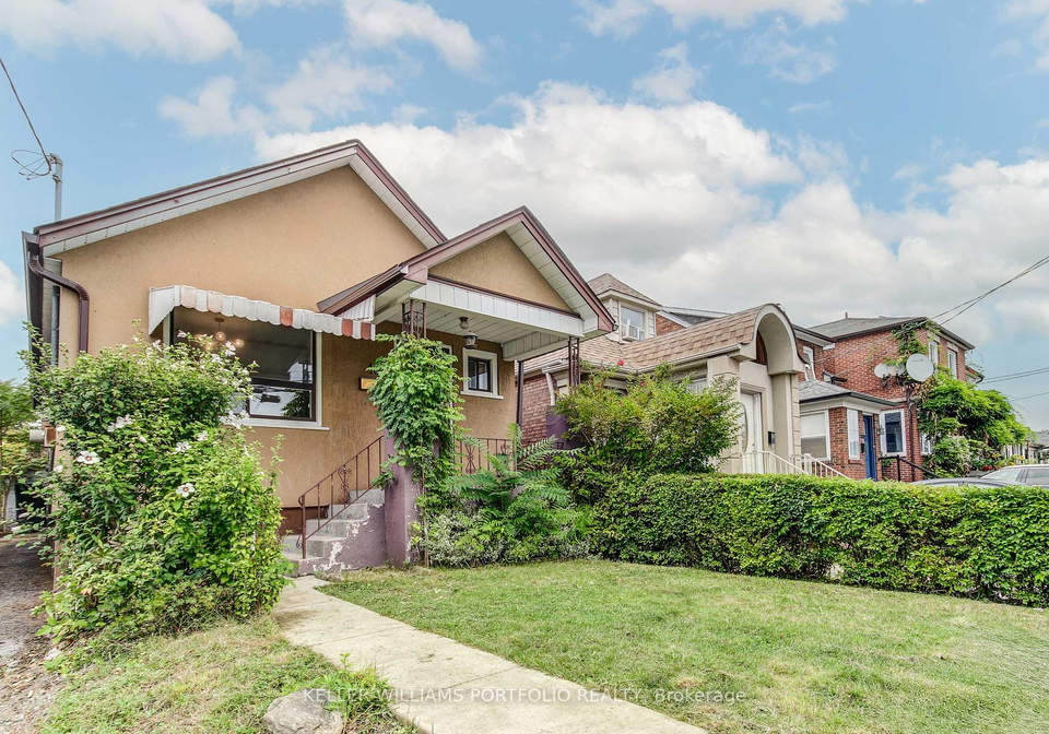 108-clovelly-avenue-toronto-ontario-c12435490