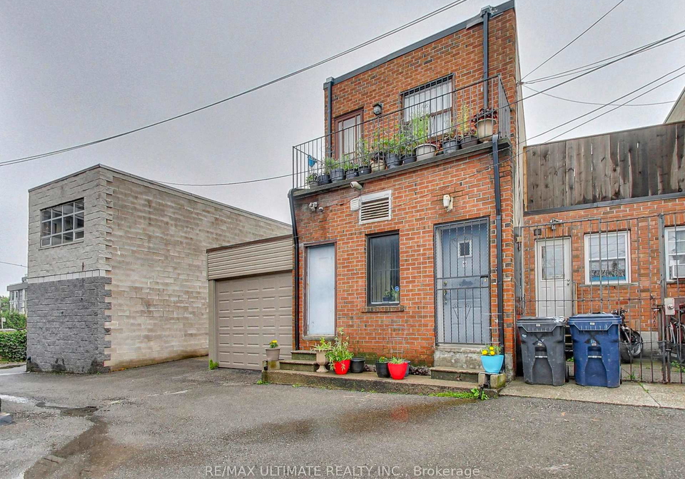 1584-dundas-street-w-toronto-ontario-c12435680